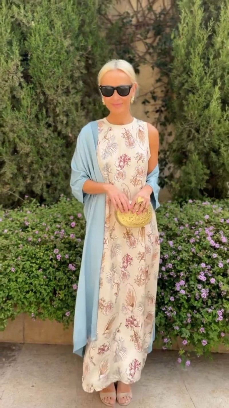 Lunaire | Elegante vestido largo con chal a juego