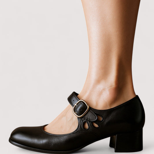 Clara | Escote elegante en ecopiel
